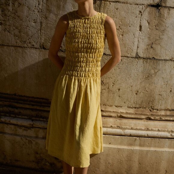 Linenfox Dress Like New - Picture 2 of 3